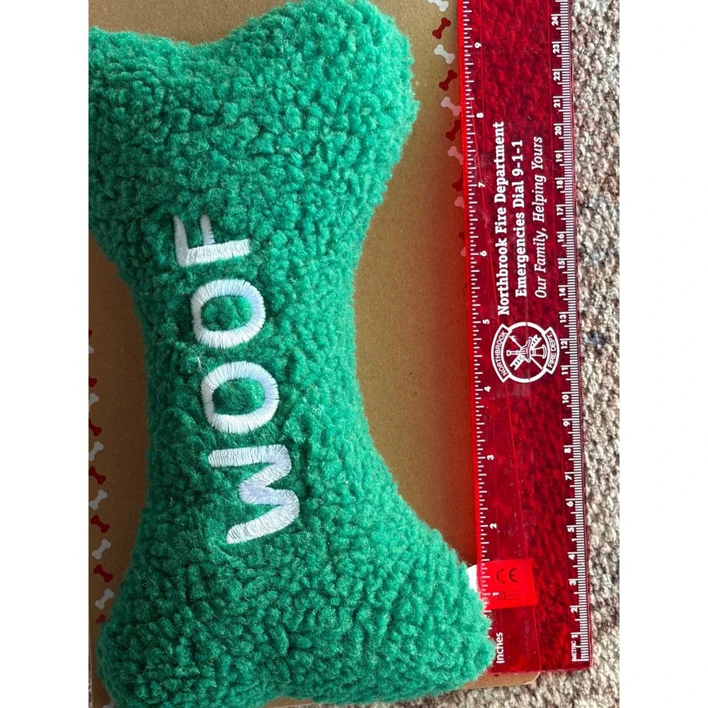 Winifred & Lily Holiday Dog Toy Set 3pk Merry & Bite Woof Bones Green White